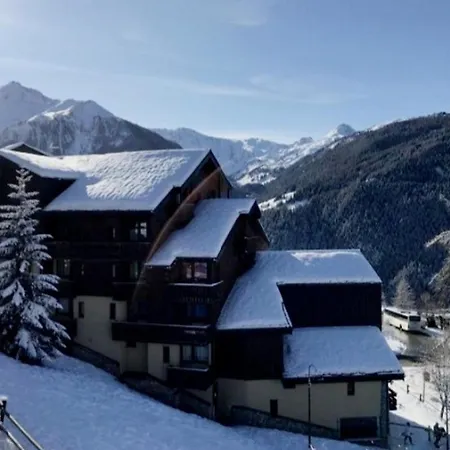 Confortable Pour 4 A Vallandry, Centre Station Et Pres Des Pistes - Fr-1-411-907